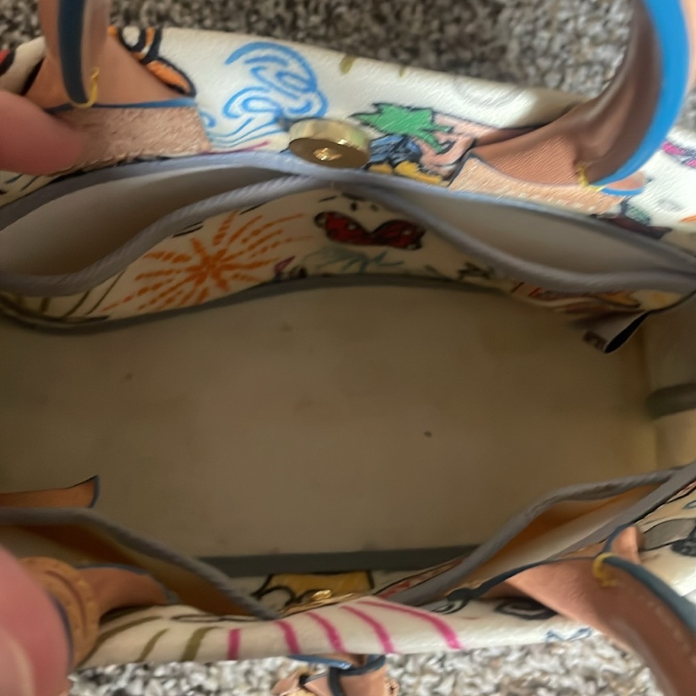 Dooney and Bourke purse - Picture 4 of 5